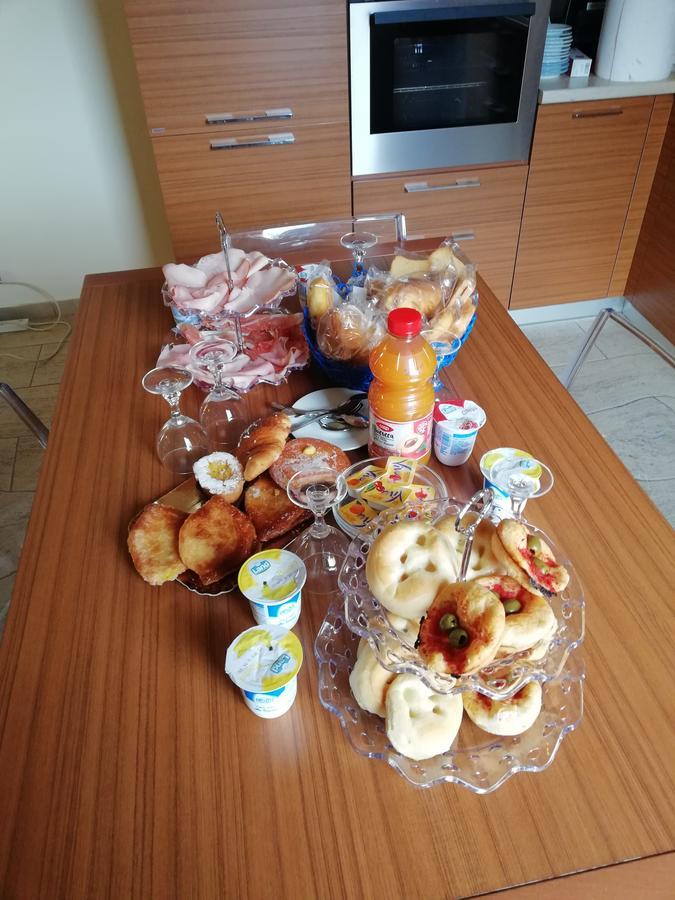 B&B Al Calcandola 사르자나 외부 사진